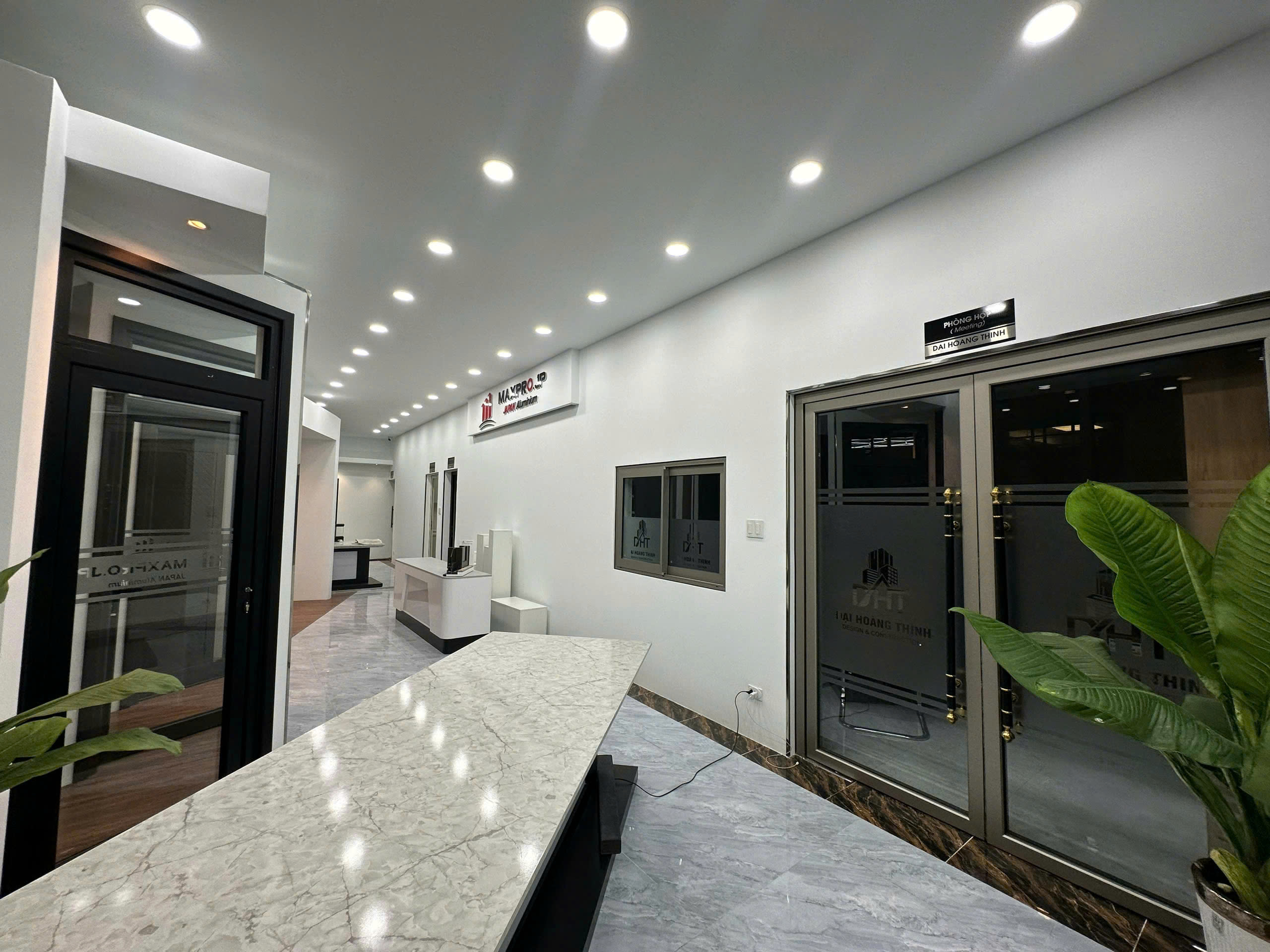 Mặt bằng 500m² mặt tiền Lê Chí Dân, gần ngã 4 Cây Me – Thủ Dầu Một, tiện mở spa, salon, showroom. Giá chỉ 30tr/tháng. LH: 0366632092.
