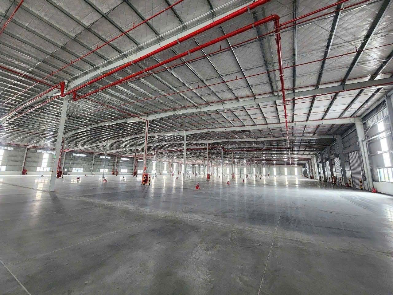 Cho thuê xưởng 35.800m² tại KCN Bình Dương | PCCC tự động, 1.500kVA, hỗ trợ đầu tư FDI, miễn phí thuê 4 tháng