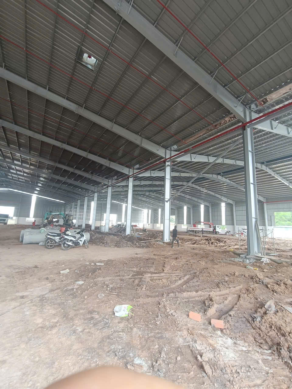 Cho thuê xưởng 6.100m² trong KCN Bình Phước – PCCC tự động, điện 750kVA, VP 270m²