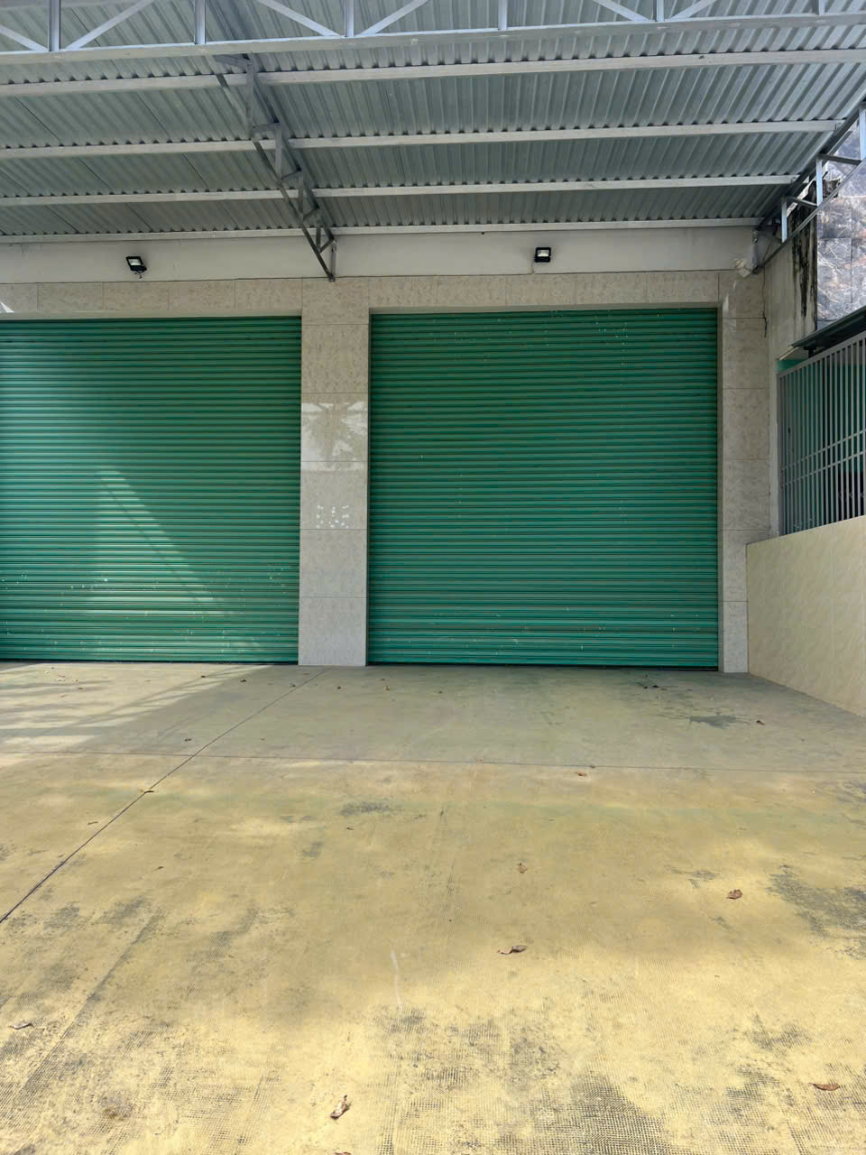 Cho thuê mặt bằng 420m² tại Mỹ Phước 3, Bến Cát, Bình Dương. Vị trí sầm uất, đường rộng, thuận tiện, phù hợp nhiều ngành nghề. Giá thuê 25 triệu/tháng.