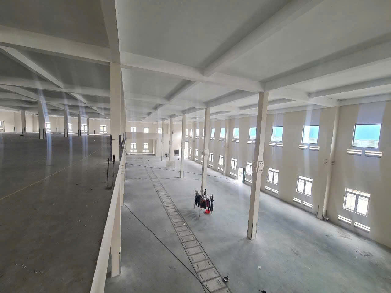 cho-thue-xuong-det-nhuom-12400m2-kcn-le-minh-xuan-3
